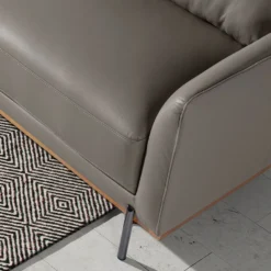 Sofá Chaise Longue (R) Tapizado En Piel De Origen Vacuno Color Gris Oscuro Con Base En Madera De Haya Vaporizada. Estructura De Patas En Acero Macizo Inoxidable Oscurecido. -Mimoso Sofa Ventas f22458011af1fcca8db59a43ceff557cfa1ce146 1e2248899b68442cbde978a93633ec54